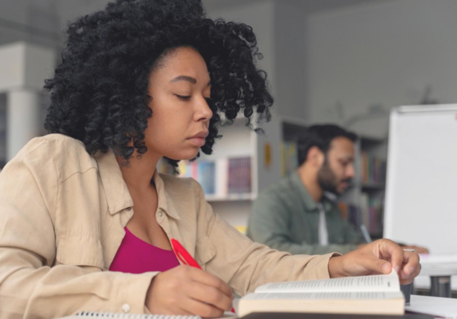 Définition d'objectifs d'épargne mensuels réalistes